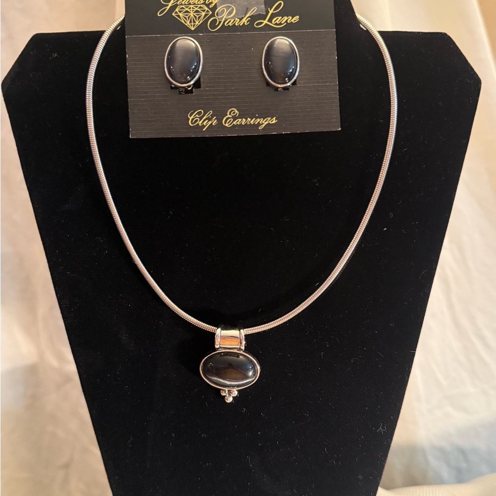 Park Lane Black and Silver Necklace Set